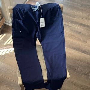 Figs women’s Navy Pants